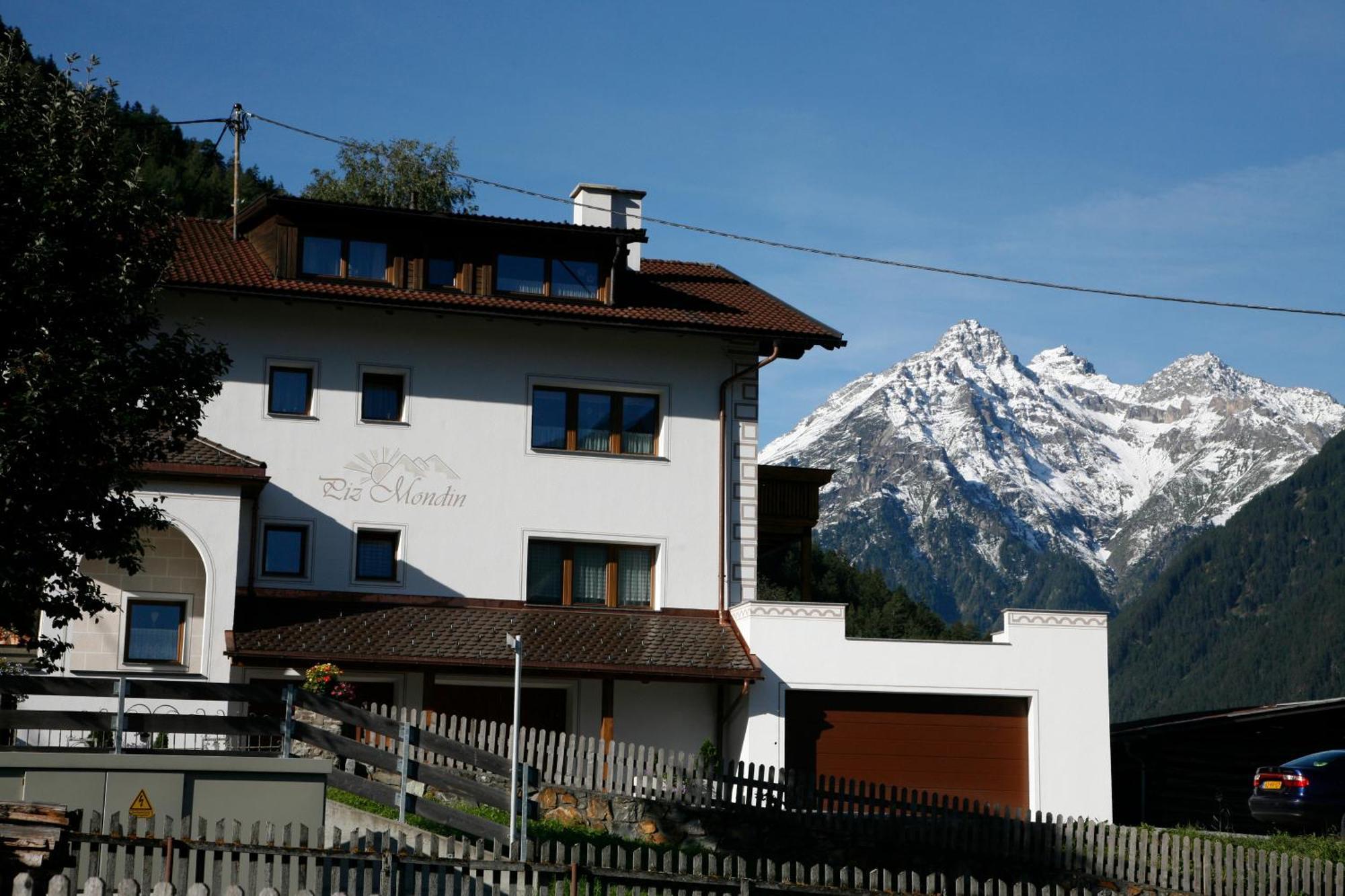 Apart Piz Mondin Pfunds Buitenkant foto