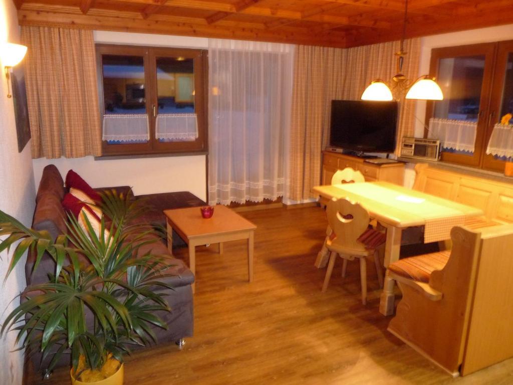 Apart Piz Mondin Pfunds Kamer foto
